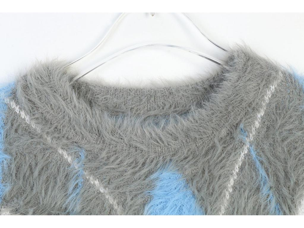 Women's French Argyle Pullover: Soft, Fluffy, Loose-Fit Color Block Sweater for Autumn/Winter, Versatile Round Neck Knit Design.