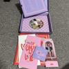 [USED] ITZY THE 1st ALBUM CRAZY IN LOVE with trading card