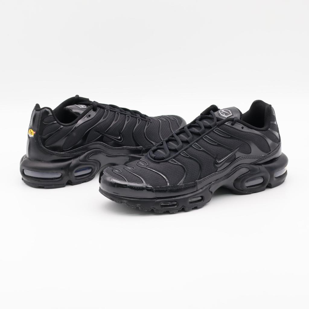 604133-050 Nike Air Max Plus Triple Black (Men's)