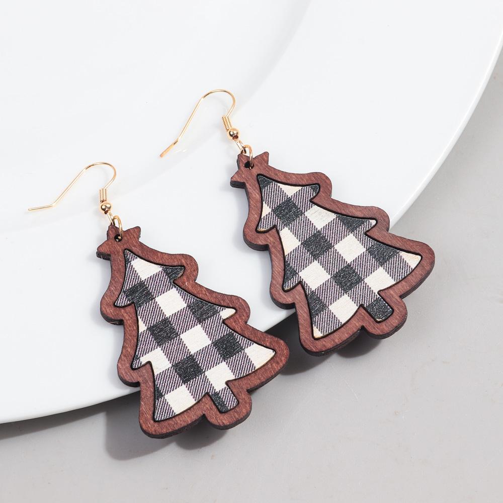 

Retro Long Christmas Tree Wood Earrings for Women Creative Xmas Plaid Cookie Trees Drop Earring Party Jewelry Gifts черный белый
