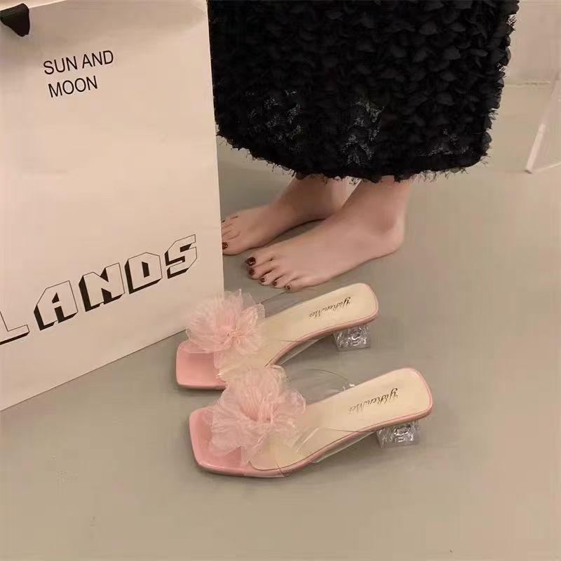 2025 New Middle Heel Crystal Flower Slippers Square Head Open-toed Fairy Summer Wear Fashionable Transparent One-word Sandals