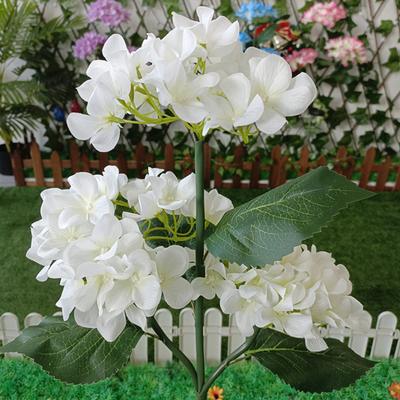 3-Head Solar Hydrangea Flower Garden Light with Colorful LEDs Waterproof Outdoor Stake Lamp for Yard Patio Walkway Energy-Saving Fairy Decor