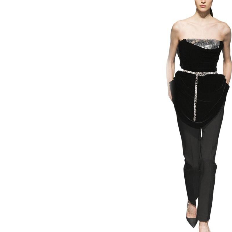 Trendy Gold Metal Waist Chain For Women Stylish Decorative Accessory For Skirts And Jeans