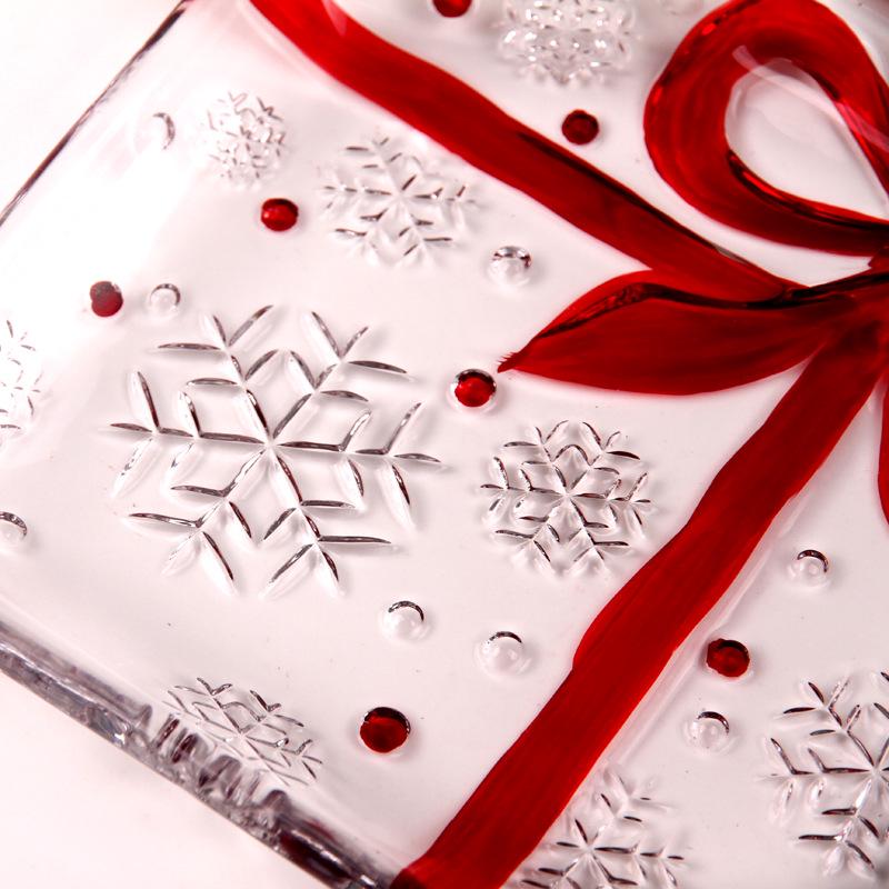 Customized Red Glass Bowl for Fruits and Treats: Perfect for Cake, Candy, and Centerpieces in Your Living Room.