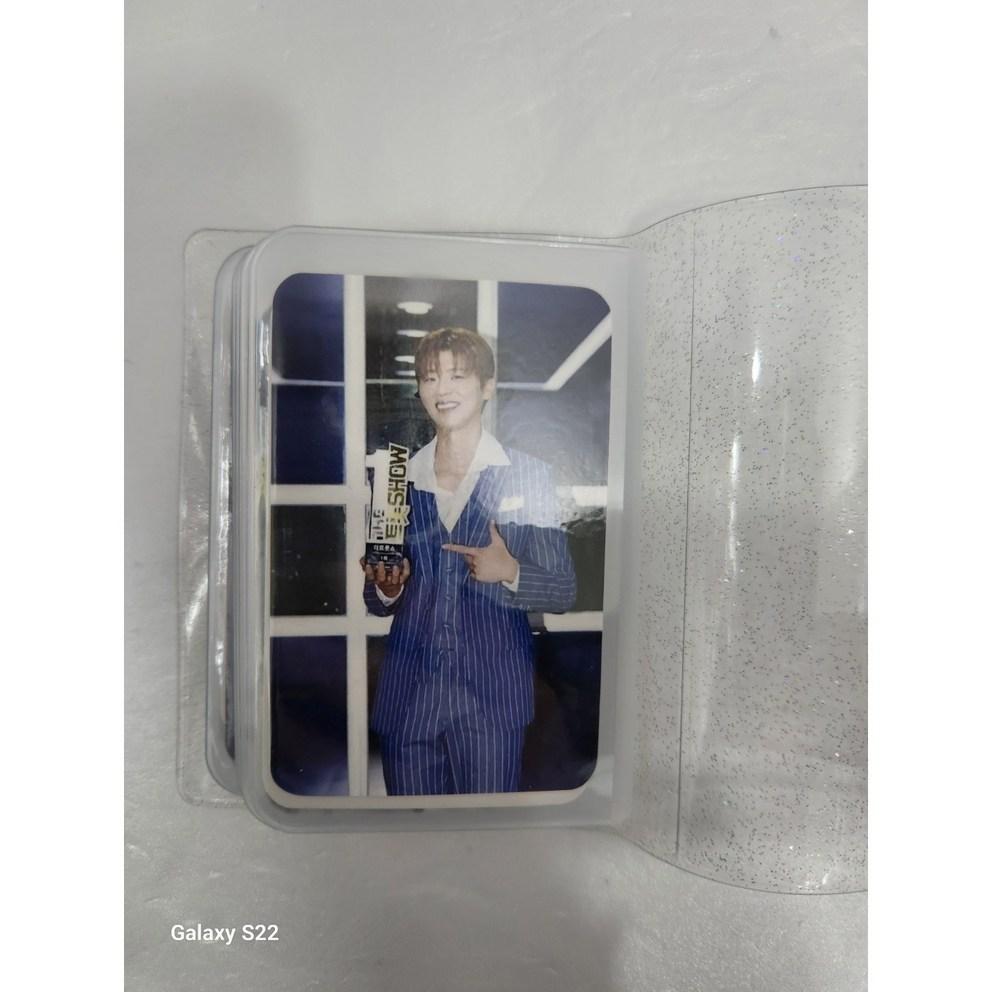 Park Ji-hyun 24-page photocard set