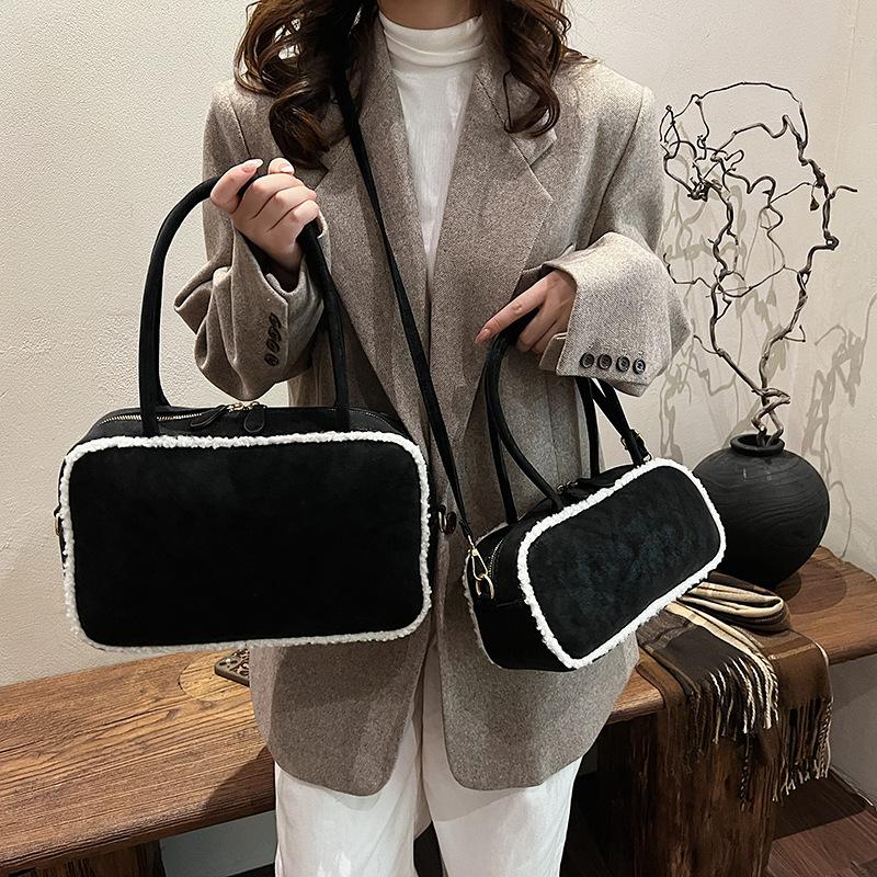 Bowling Underarm Bag 2025 New Fashion Trend Large Capacity Contrasting Color Handbag Shoulder Bag Women's Bag