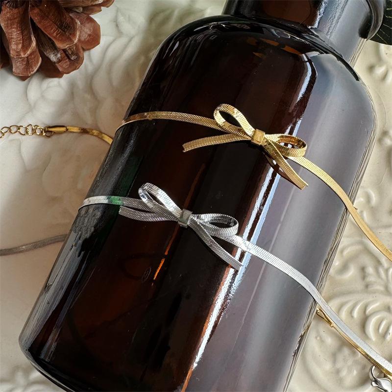 Gold-Plated Snake Bone Bow Choker Necklace - Fresh Design & Personality