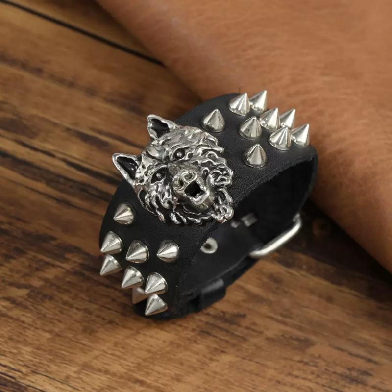 Gotisches Harajuku Nietenarmband Schwarzes Pu-Lederarmband Für Damen Herren Vintage Punk Breite Armreifen Schmuck