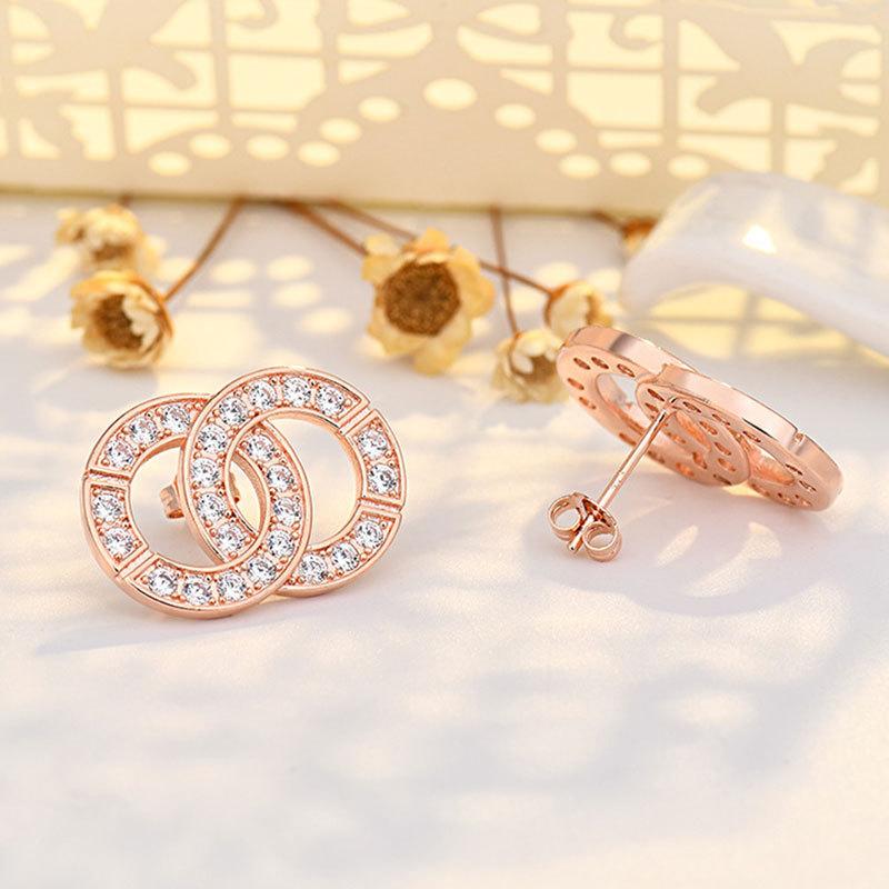 Сяосянфэн, японский и корейский изысканный темперамент, взаимосвязанные серьги-гвоздики, стиль ins, элегантные и милые серьги