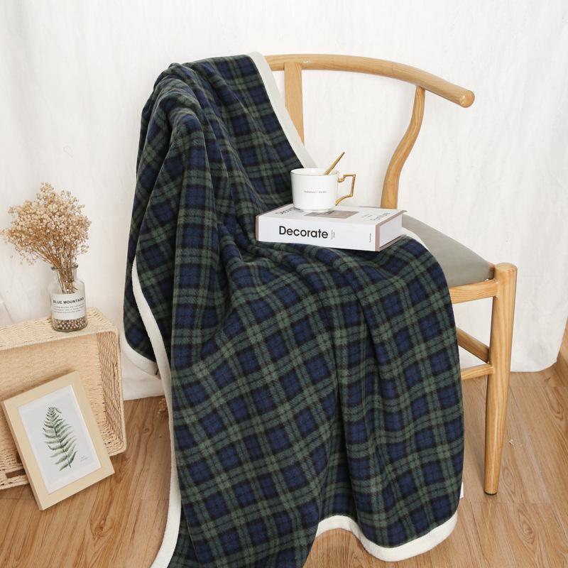 Scottish Style Lambswool Plaid Blanket for Autumn/Winter – Perfect for Office or Lunch Breaks