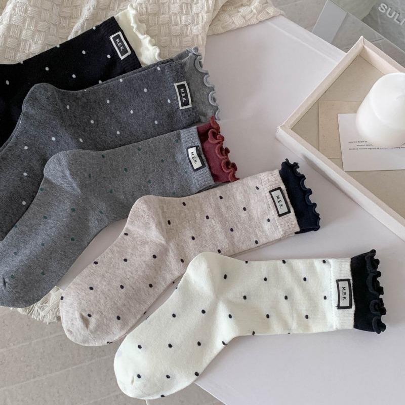 Women's Pre Fall New Style Polka Dot Lace Fashion Fabric Label Simple College Wind Tube Socks