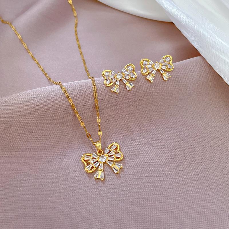 Titanium Steel Micro-Inlaid Necklace Earrings Set Light Luxury Micro-Inlaid Butterfly Personality Temperament Banquet Earrings Necklace Combination