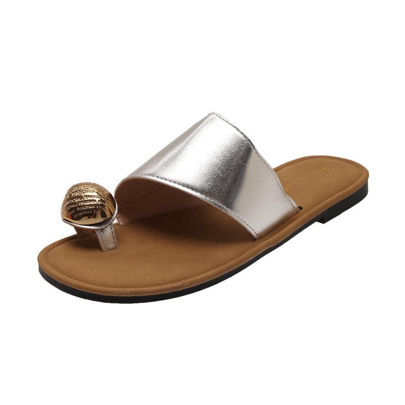 

Design sense niche black beach sandals slippers women s outer wear summer new flat sandals 40 серебряный
