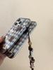 IPhone 17/16 Pro Max Koreansk Stil Katt & Hund Telefonfodral med Handrem