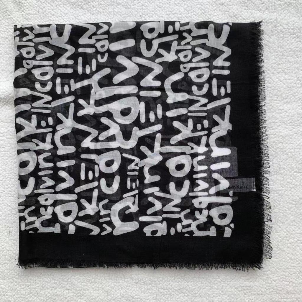 Elegant Floral Jacquard Woven Scarf Shawl for Europe and America