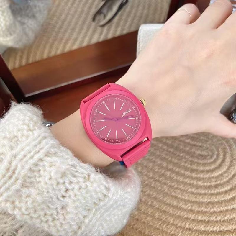 Large dial ladies watch dragon fruit color
