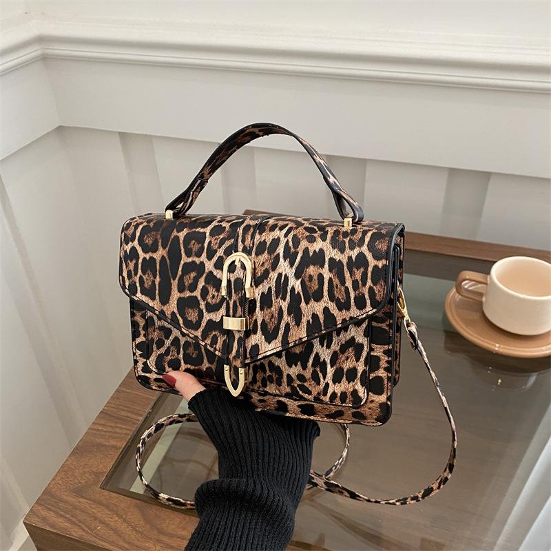 Leopard Print Bag Women's Bag 2025 New Trendy Fashion Versatile Shoulder Bag Messenger Bag Retro Design Small Square Bag