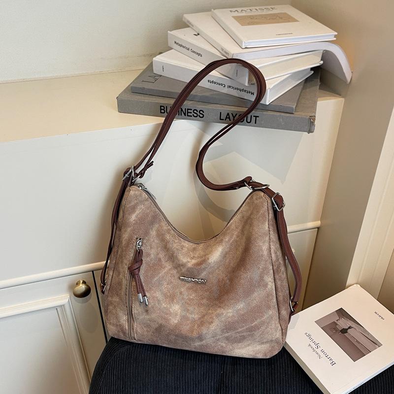 

Maillard bag women s 2025 new messenger bag winter versatile high-end shoulder bag large-capacity tote bag темно-коричневого