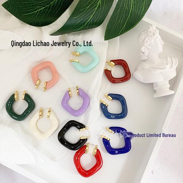 Lisa Style 2021 Trendy Geometric Round Earrings: Light Luxury Design