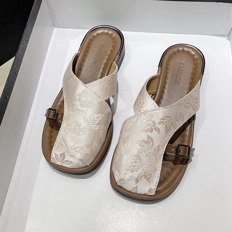 

Guofeng Baotou half slippers women s summer fashion 2025 new thick bottom skirt going out French sandals French style 40 розовый