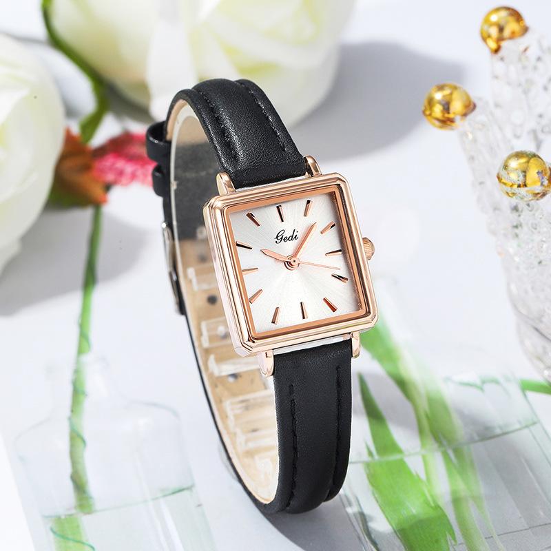 Retro Green Rectangular Square Plate Simple Temperament Women'S Watch Belt Fashion Women'S Watch