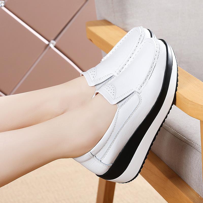 

Большие размеры женской обуви из натуральной кожи с толстой подошвой, туфли-качалки на танкетке, женские туфли-одиночки, увеличивающие рост ноги, большие размеры женской обуви 41 белый