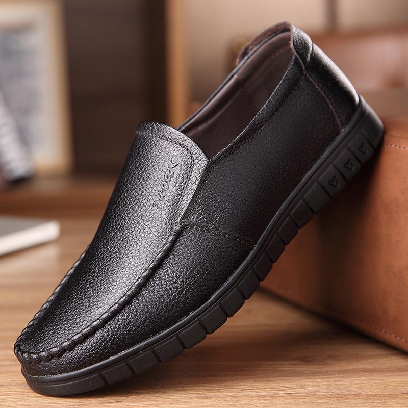 

Men Loafers Fashion Slip on Soft Flats Genuine Leather Simple Moccasin Comfy Handmade Man Driving Footwear Non-Slip Boat Shoes 38