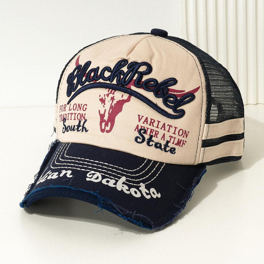 Unisex Bull Head Embroidered Mesh Baseball Cap