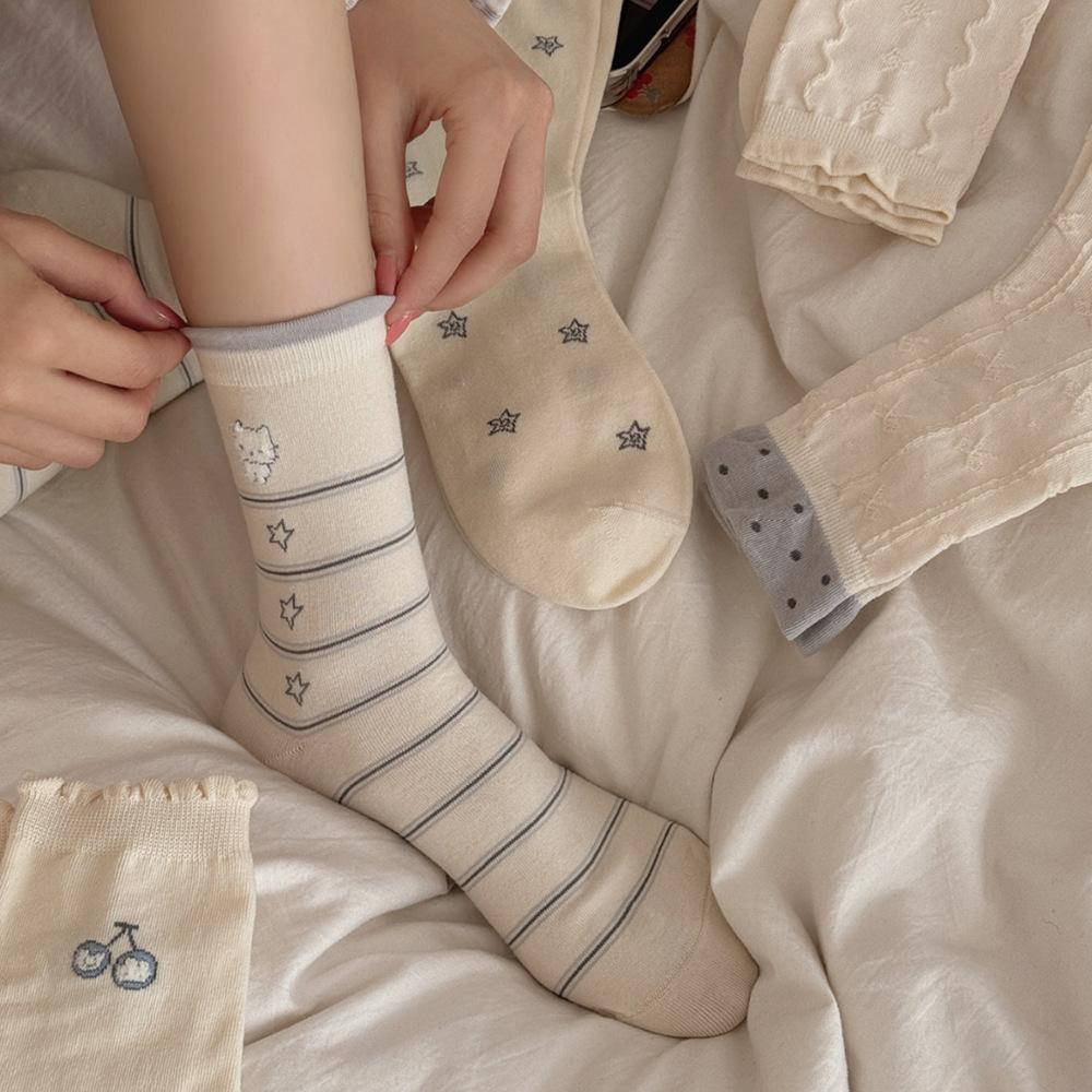 Cream-colored Mid-calf Socks, Cute Pile Socks, Spring-autumn Simple Cartoon Pile Socks