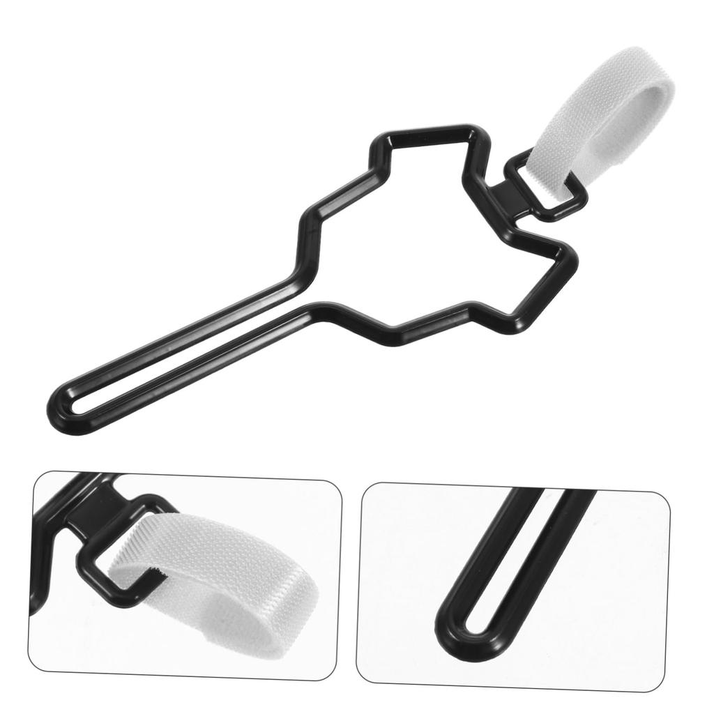 Dog Poop Bag Holder Hands-Free Dog Leash Dispenser Pet Waste Carrier Clip Outdoor Walking Puppy Poop Bags Clip Easy To Carry