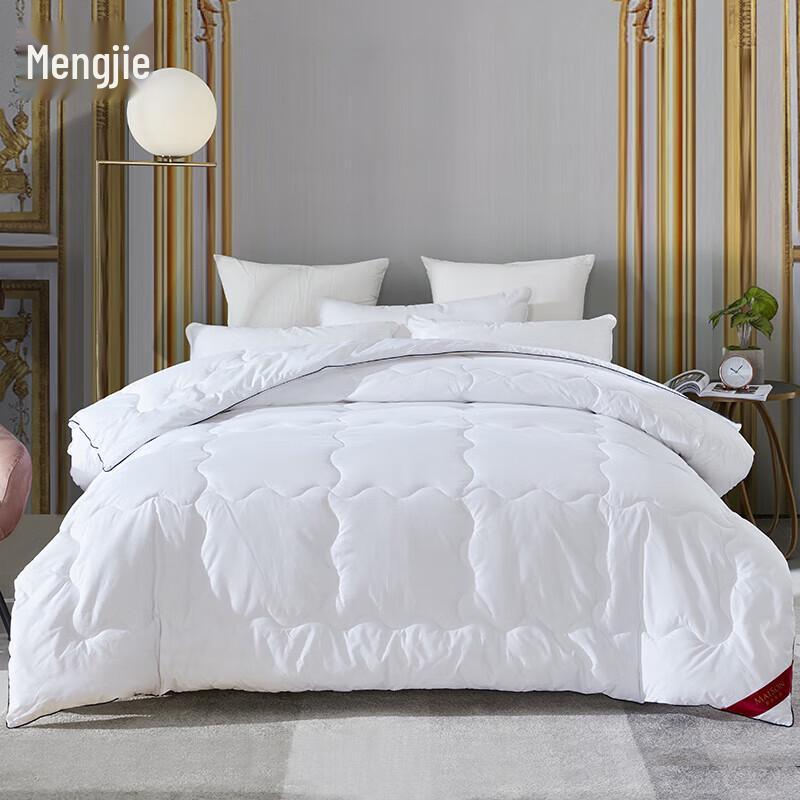 

Mendale Jasmine Feather Velvet All-Season Duvet