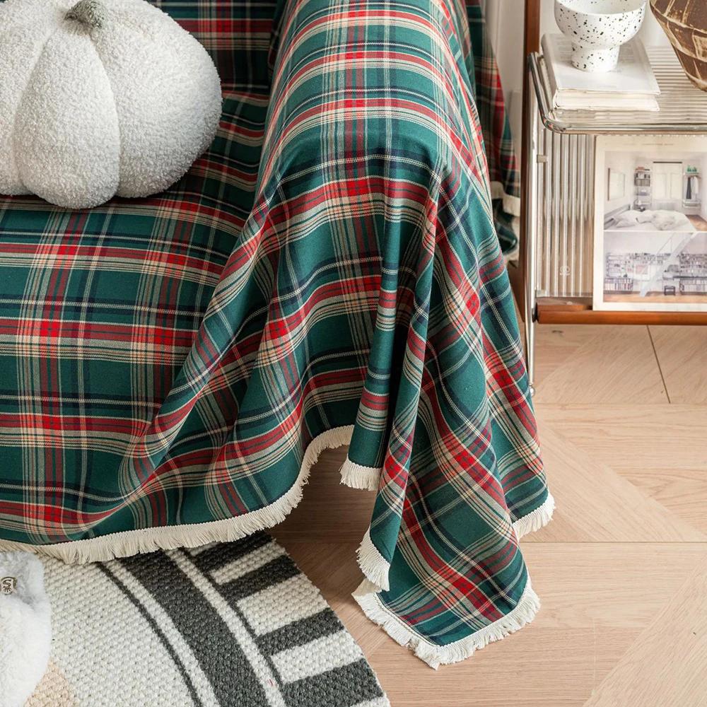 Christmas Decorate Sofa Cover Towel Vintage Red Green Plaid Multifunctional Tassel Cover Towel 3 Seater Sofa Sitting Cushion