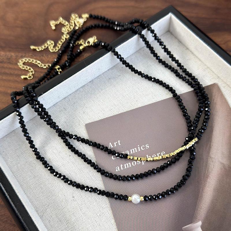 Ancola Red Pearl & Silver Crushed Necklace: Luxurious, Fashionable, Niche Design Choker