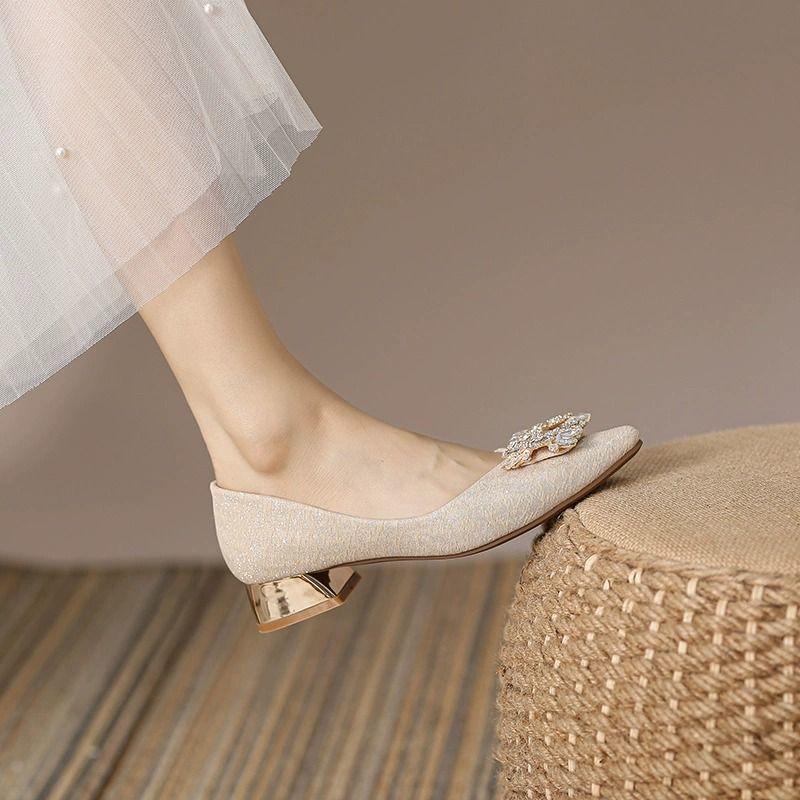 French Pointed Head Shallow Mouth Women's Single Shoes, New Low-heeled Bride Shoes, High-end Feeling, Not Tired Feet, Thick Heel Single Shoes Women