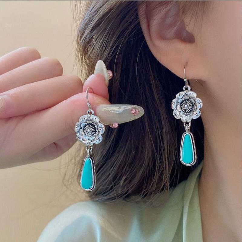 Vintage Ethnic Antique Flower Synthetic Turquoise Pendant Earrings For Birthday Parties Fashionable Jewelry Customization Gifts