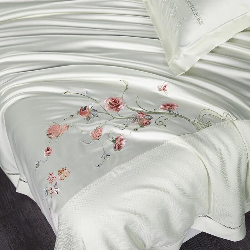 Begaman 100S Satin Mulberry Silk Quilt with Suzhou Embroidery