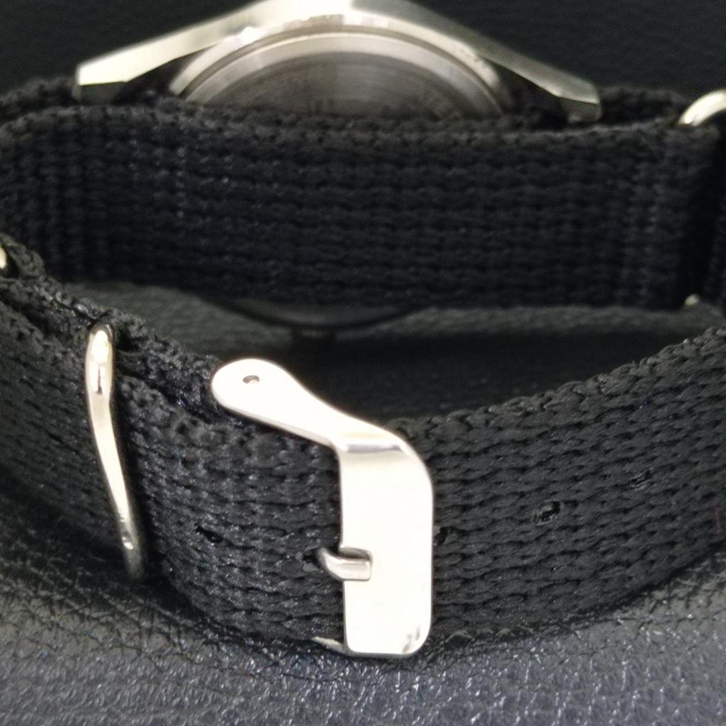 HAND-WINDING VINTAGE SWISS MENS REFURBISHED BLACK COLOR DIAL WATCH a500025-2 R151a-a500025