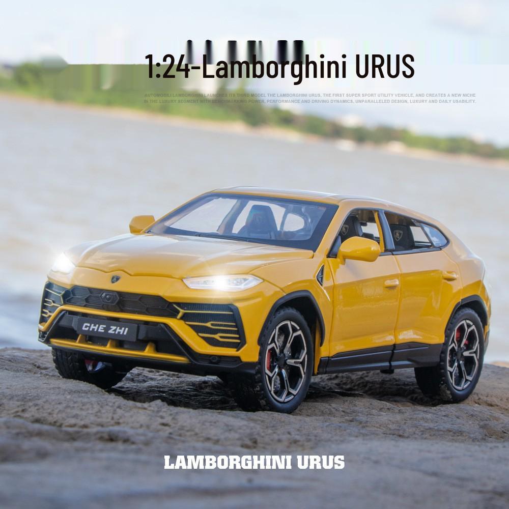 

1:24 Scale Lamborghini URUS Alloy Car Model - Children s Toy & Collectible