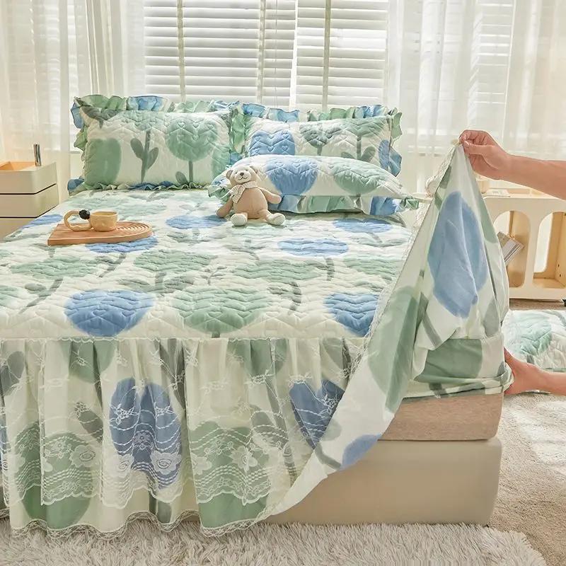 

Стеганое постельное белье с цветочным узором, кружевное покрывало из чистого хлопка, комплект из трех предметов, защитный чехол для матраса, противоскользящее покрывало, простыня 90x200cm bed skirt