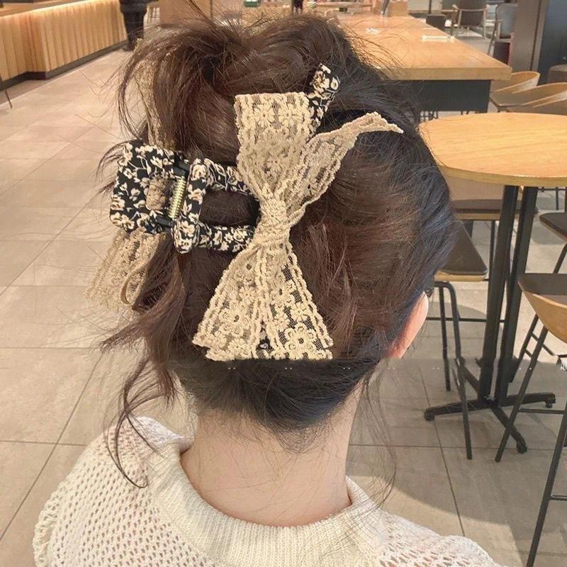 .French Vintage Floral Lace Butterfly Knot Hair Clip Large Shark Clamp Sweet Girl Gentle Style Hair Accessories Headwear
