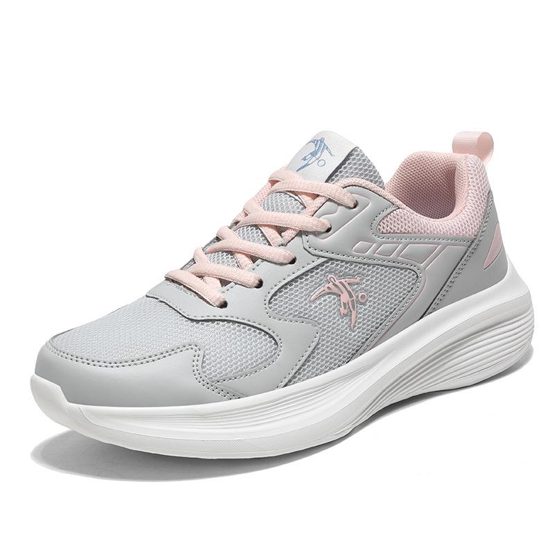 Spring and summer new mesh sports shoes shoes casual running shoes non-slip soft-soled travel shoes