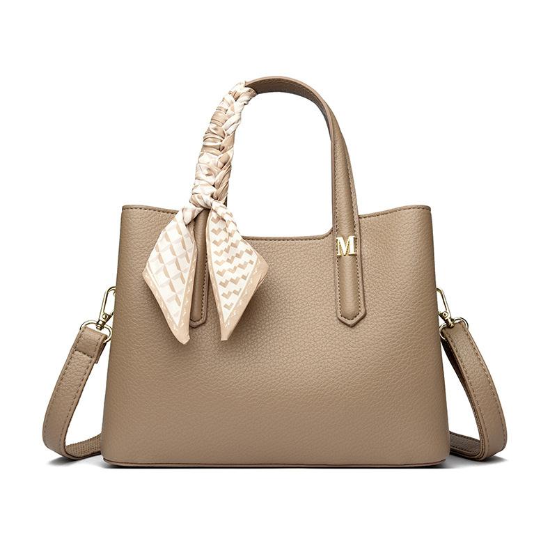 

Женская сумка новая мода сумка через плечо мессенджер большая вместимость женская сумочка легкие хаки