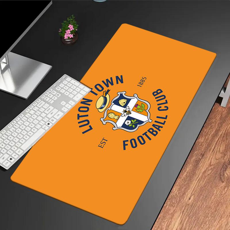 Luton Town Crest Mouse Pad, Rubber Base, Mouse Pad for Gamers and Office Use, Gaming Desk , Easy To Clean Mat Christmas fan gifts