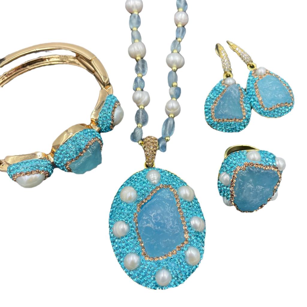 2025 New freshwater pearl natural stone inlaid fashionable light luxury vintage jewelry set for women