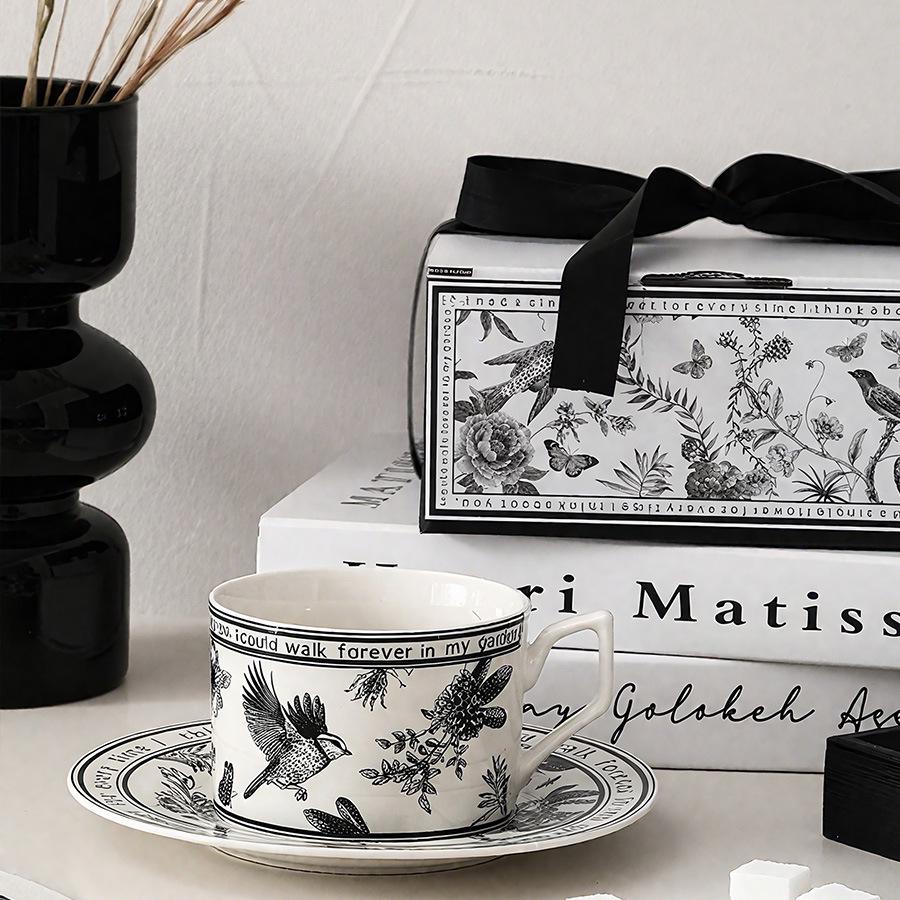 Ceramic Coffee & Milk Cup with Handle - Elegant Hot & Cold Drinkware for Meetings and Luxury Spaces