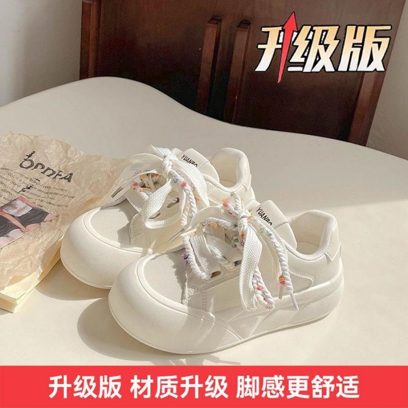 

Туфли на платформе-маффине, универсальные маленькие белые туфли, женские 2025, новые весенне-осенние туфли-хлебушки, повседневные туфли с большой головой 40