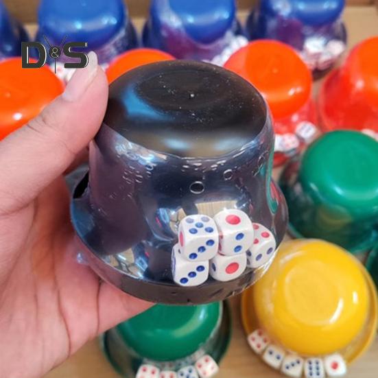 2 set Tärningskopp med bas 10 pricktärningar Kraftig Manuell Skakkopp Vuxna Familjekväll Bar Fest Spel Drickande Brädspel Kasinoutrustning