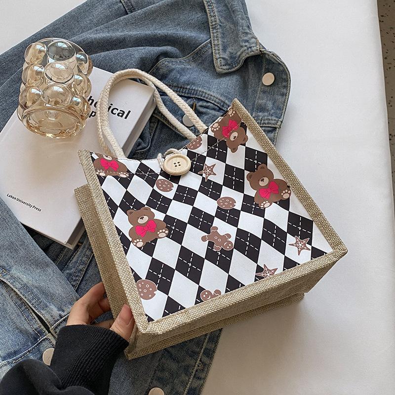 

Милая мультяшная студенческая сумка ins женская 2024 новая сумка для обеда на выход сумка для бенто дневная льняная сумка black button