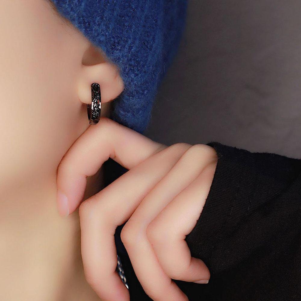 Yüksek Kaliteli Rock Roll Hip Hop Kaplan Oyma Kulak Çıtçıt Saplama Küpe Punk Takı Erkekler Hoop Küpe