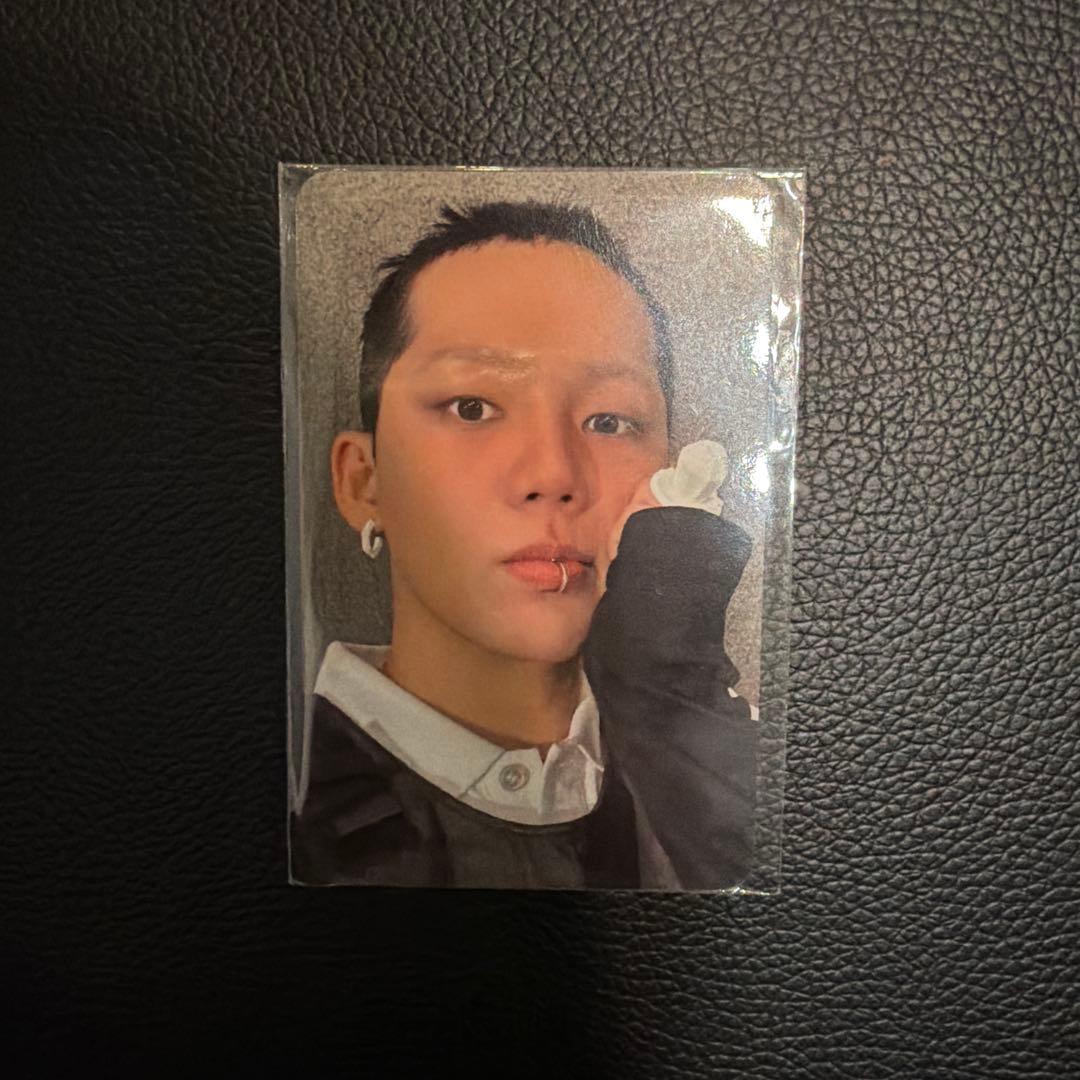 [USED] TREASURE Hyunsuk photocard membership Seoul concert